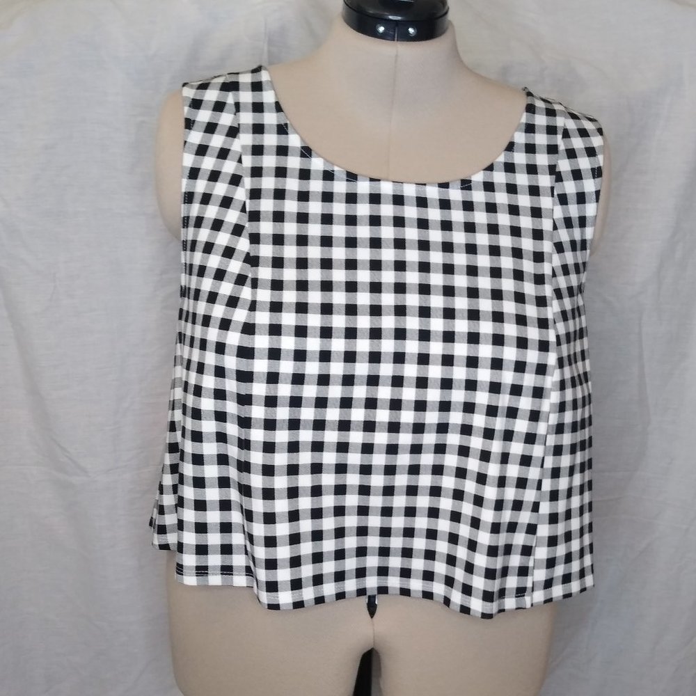 NWT Torrid Retro Chic Black and White Gingham Top